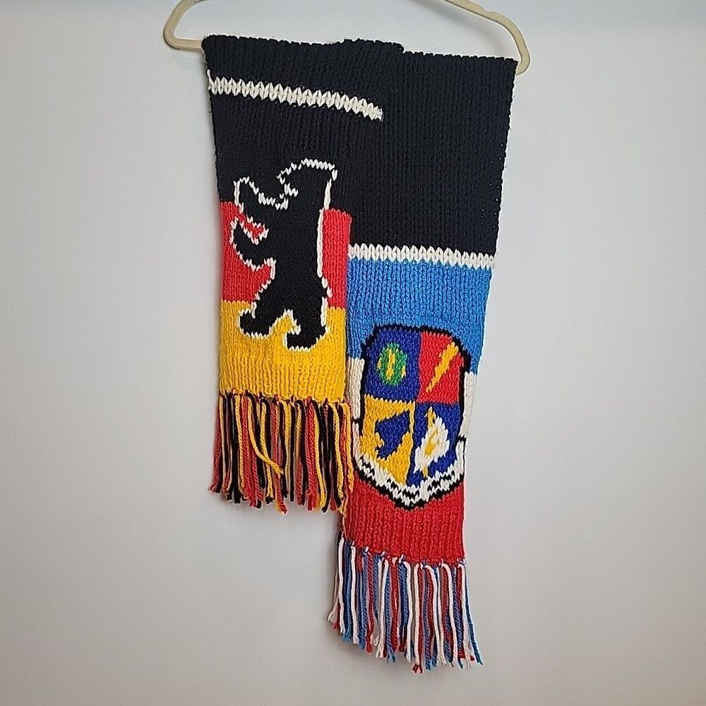 Deutschland Berlin Soccer Football Scarf Germany Bear 60"